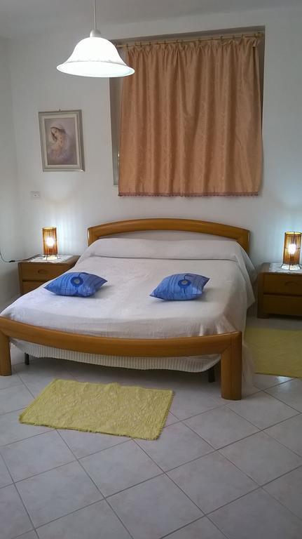 بيسكيناس Sa Domu Sarda Casa Vacanza الغرفة الصورة