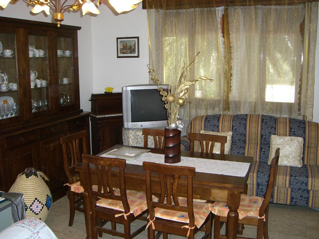 بيسكيناس Sa Domu Sarda Casa Vacanza المظهر الخارجي الصورة